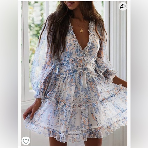 Women’s flirty dress - Picture 2 of 5